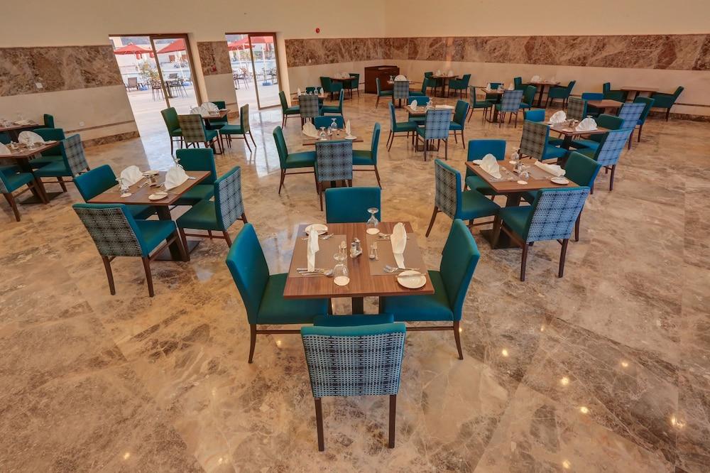 Jaz Beau Rivage Resort Aqaba Exterior photo